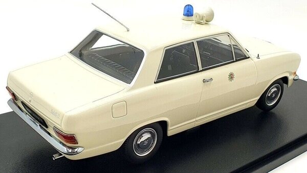 Opel Opel Kadett B 1972 Polizei - 1:18 - KK Scale Opel Opel Kadett B 1972 Polizei - 1:18 - KK Scale