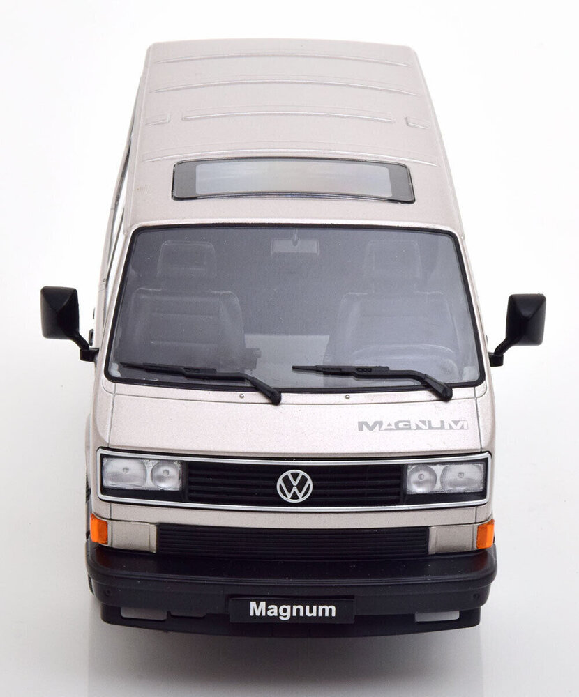 Volkswagen Volkswagen T3 Minibus Multivan Magnum 1987 - 1:18 - KK Scale