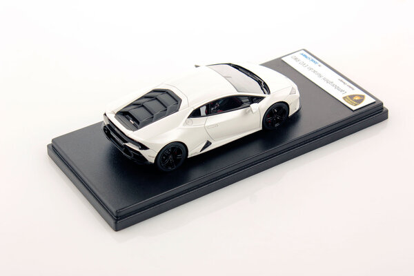 Lamborghini Lamborghini Huracán Evo RWD 2019 - 1:43 - Looksmart Lamborghini Lamborghini Huracán Evo RWD 2019 - 1:43 - Looksmart