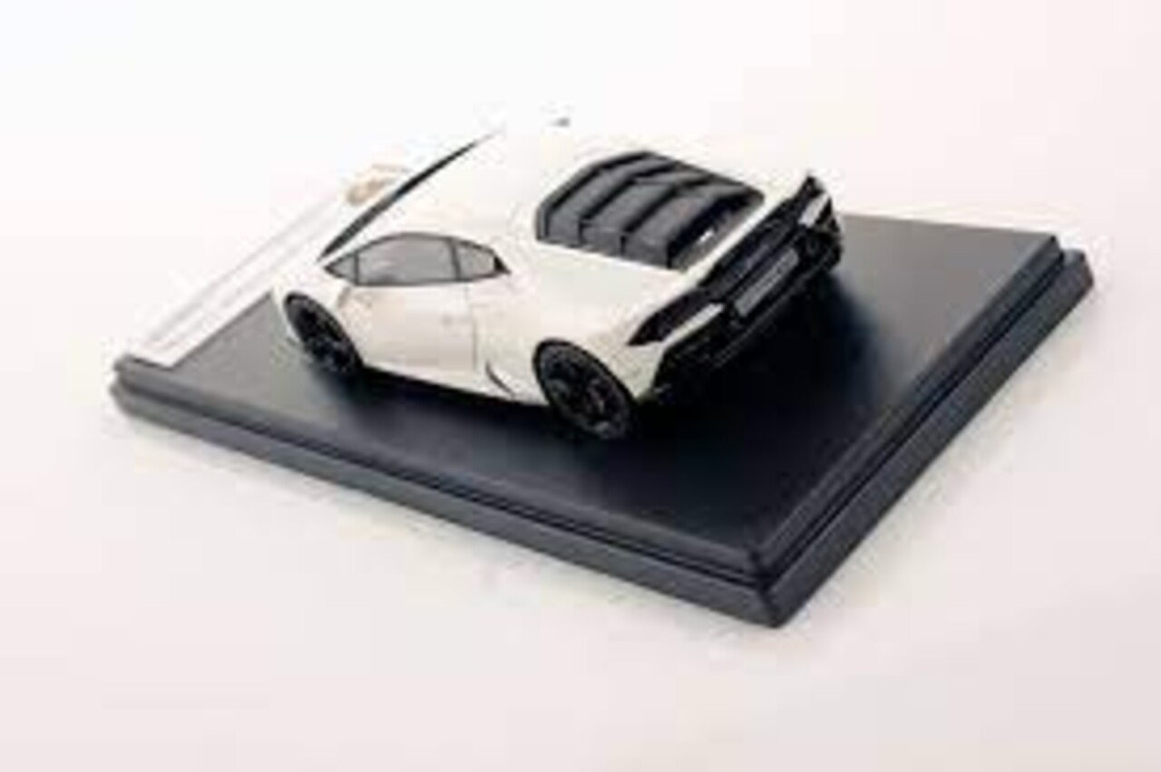 Lamborghini Lamborghini Huracán Evo RWD 2019 - 1:43 - Looksmart Lamborghini Lamborghini Huracán Evo RWD 2019 - 1:43 - Looksmart