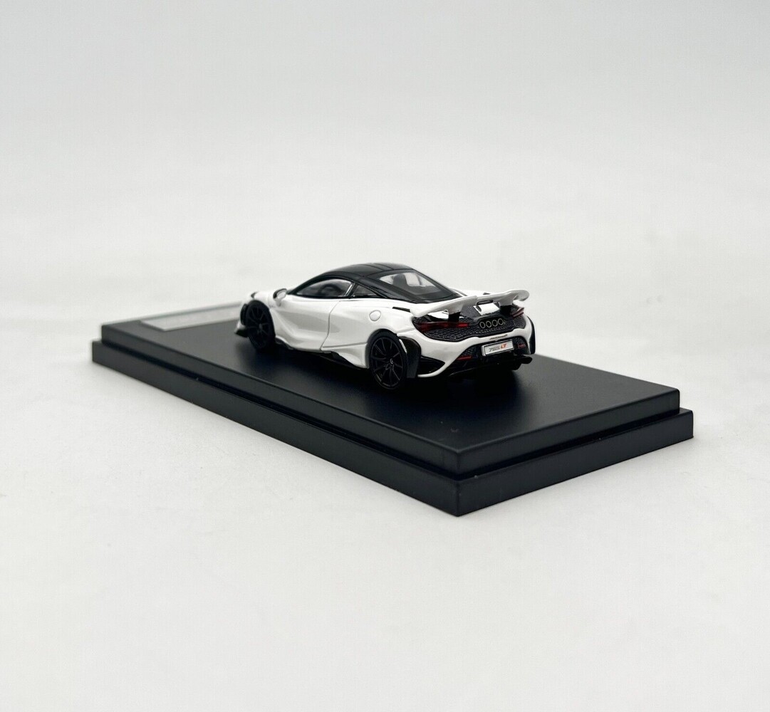 McLaren McLaren 765LT 2020 - 1:64 - LCD Model McLaren McLaren 765LT 2020 - 1:64 - LCD Model