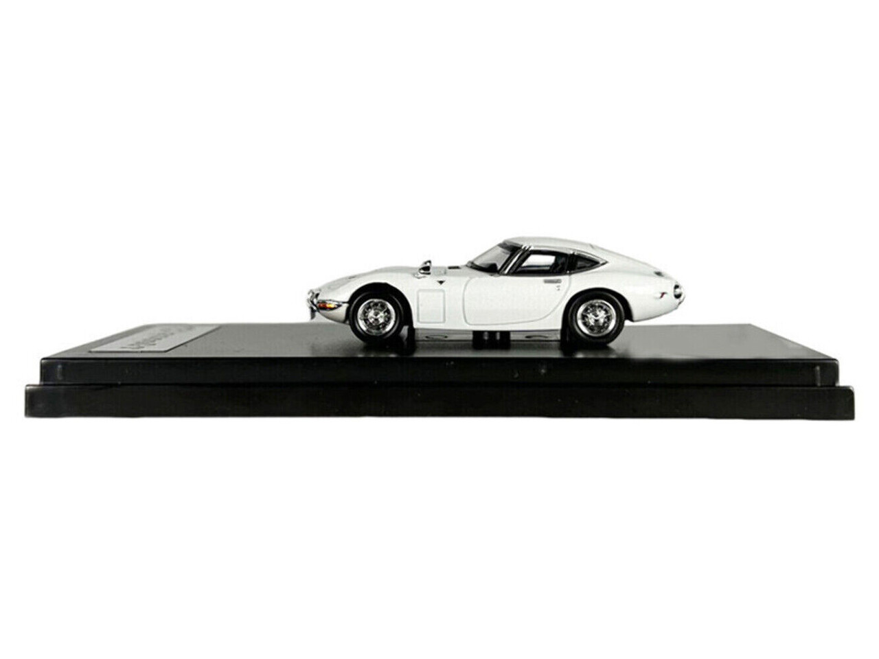Toyota Toyota 2000GT Coupe 1967 - 1:64 - LCD Model