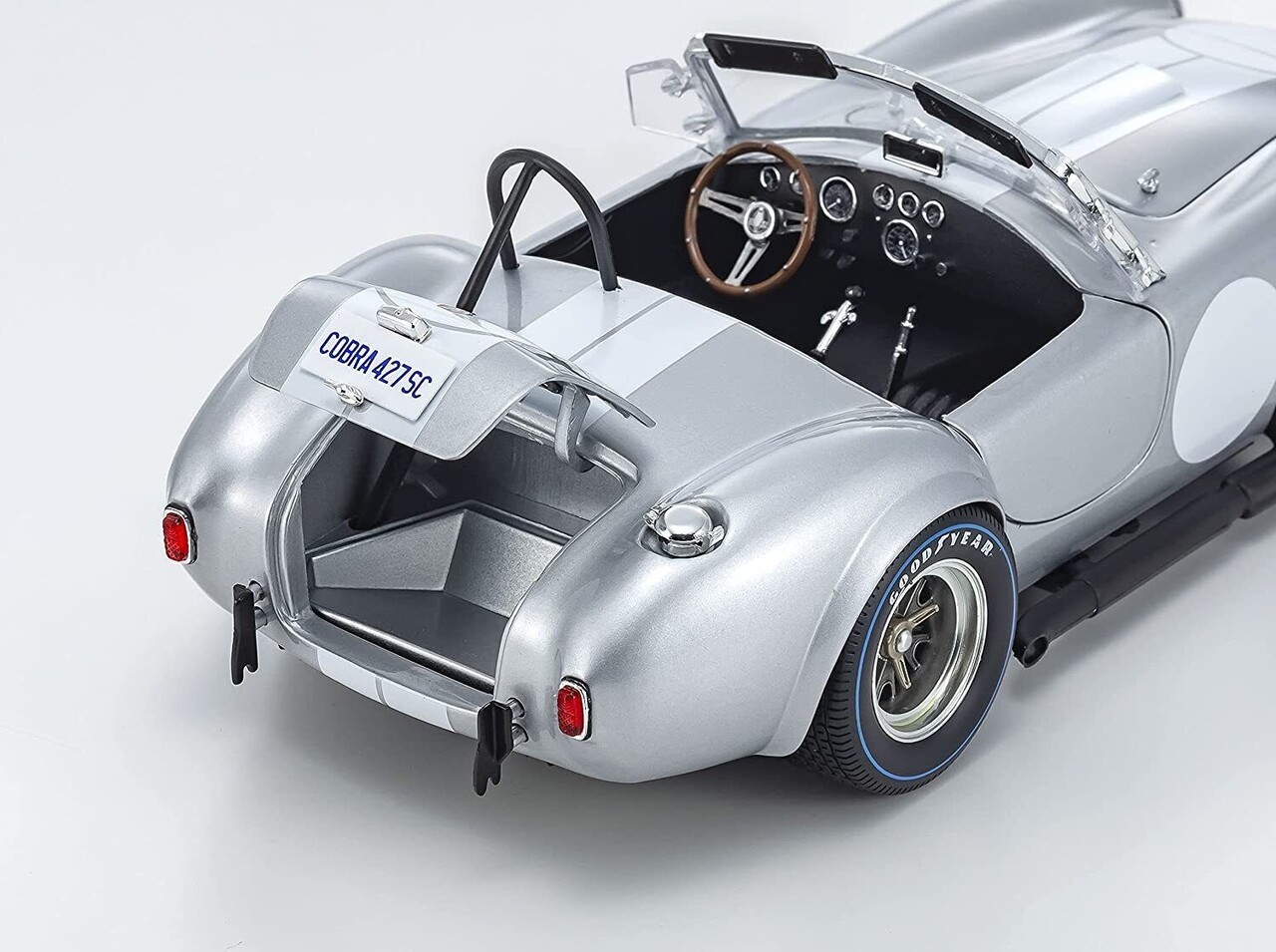 Shelby Shelby Cobra 427S/C Racing - 1:18 - Kyosho Shelby Shelby Cobra 427S/C Racing - 1:18 - Kyosho