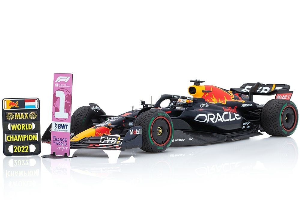 Oracle Red Bull Racing RB18 #1 Winner Japanese GP 2022 - 1:18