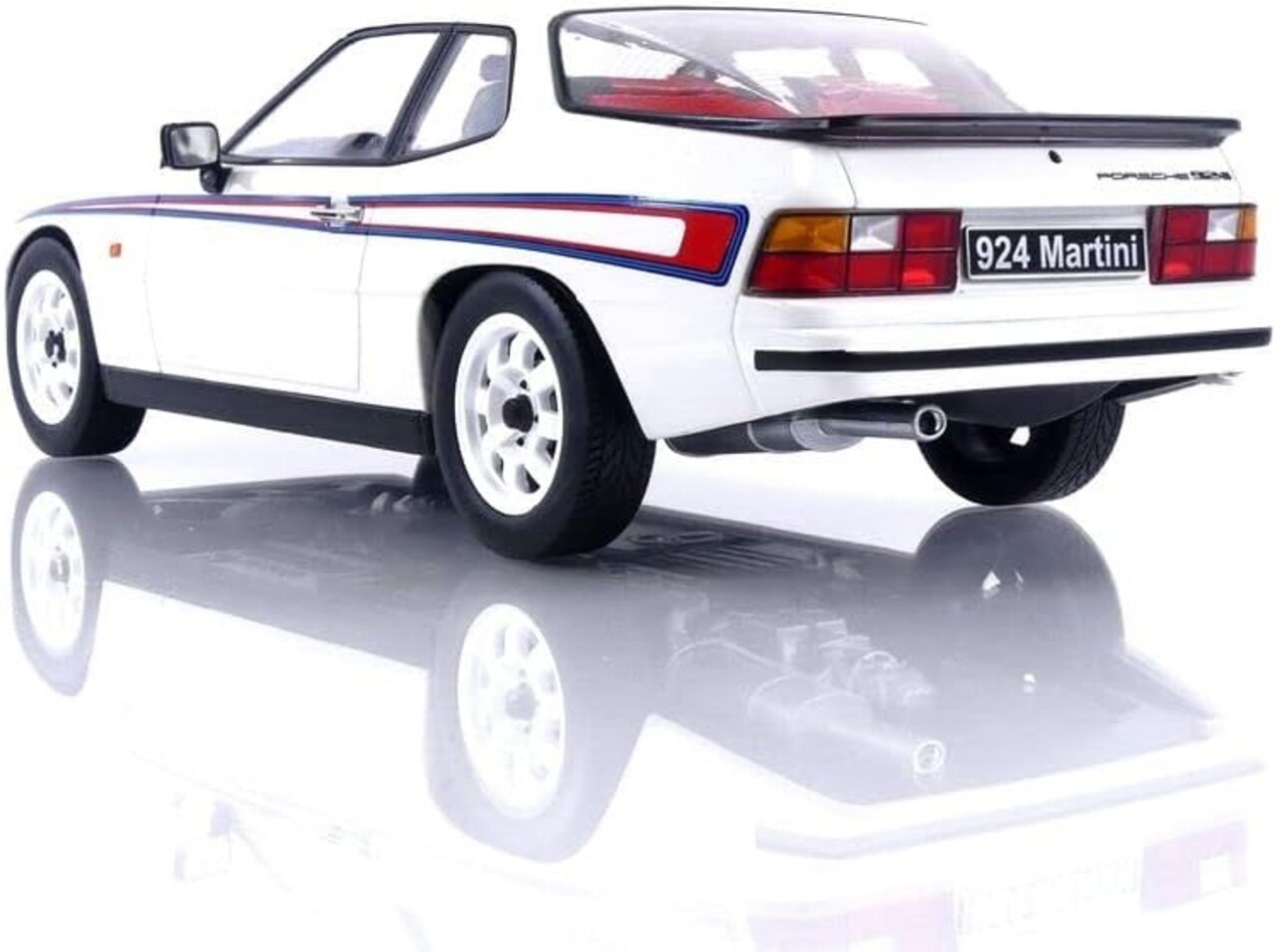 Porsche Porsche 924 Martini 1985 - 1:18 - KK Scale