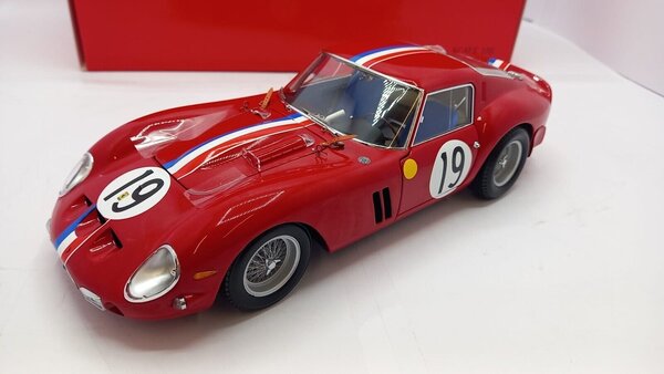 Ferrari Ferrari 250 GTO #19 2nd 24H Le Mans 1962 - 1:18 - Kyosho Ferrari Ferrari 250 GTO #19 2nd 24H Le Mans 1962 - 1:18 - Kyosho