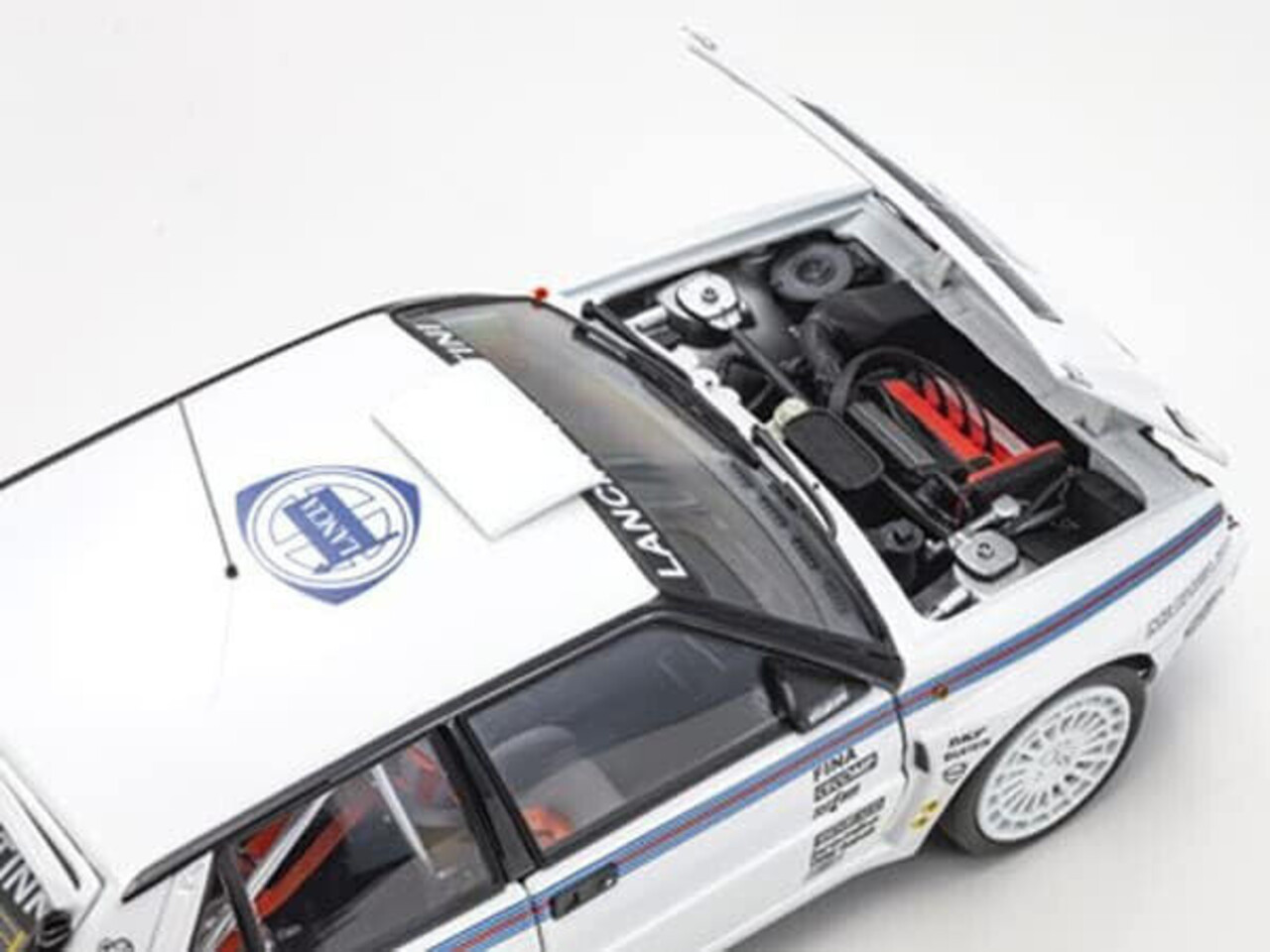 Lancia Lancia Delta HF Integrale Evo #0 Martini Racing Test Car Rally Season 1992 - 1:18 - Kyosho Lancia Lancia Delta HF Integrale Evo #0 Martini Racing Test Car Rally Season 1992 - 1:18 - Kyosho