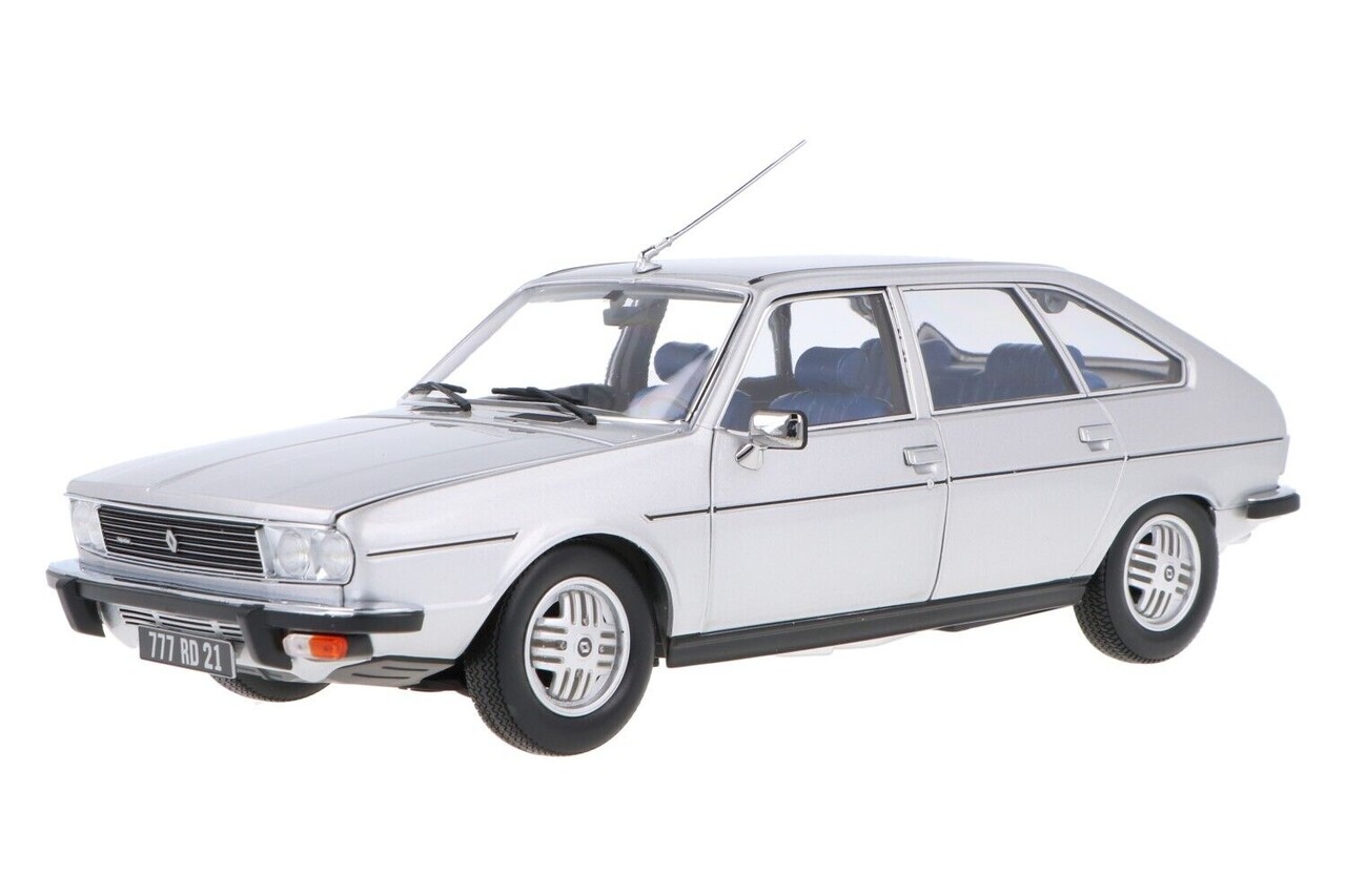 Renault Renault 30 TX 1979 - 1:18 - Norev Renault Renault 30 TX 1979 - 1:18 - Norev