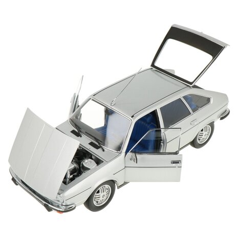 Renault Renault 30 TX 1979 - 1:18 - Norev Renault Renault 30 TX 1979 - 1:18 - Norev