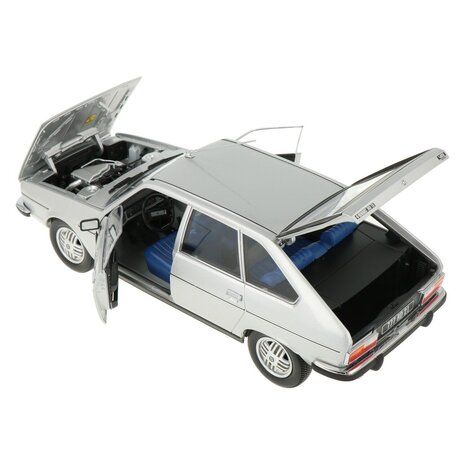 Renault Renault 30 TX 1979 - 1:18 - Norev Renault Renault 30 TX 1979 - 1:18 - Norev