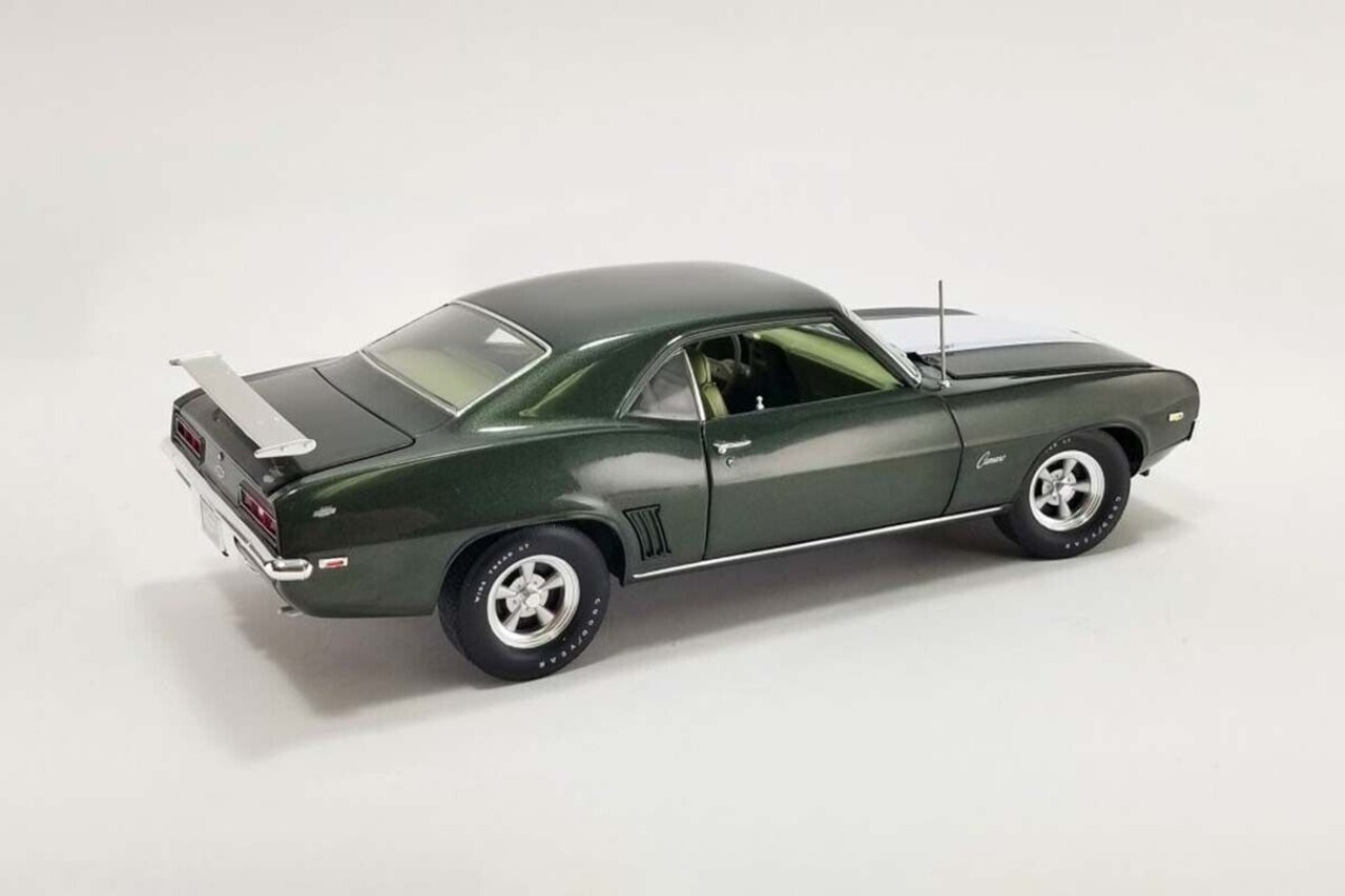 Chevrolet Chevrolet Copo Camaro 1969 (Built by Dick Harrell) - 1:18 - ACME Chevrolet Chevrolet Copo Camaro 1969 (Built by Dick Harrell) - 1:18 - ACME