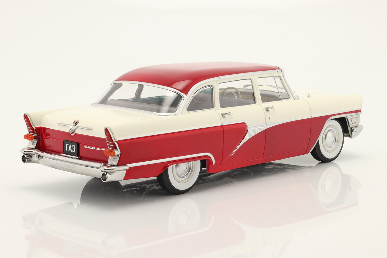 Gaz GAZ 13 Seagull - 1:18 - Triple 9 Collection