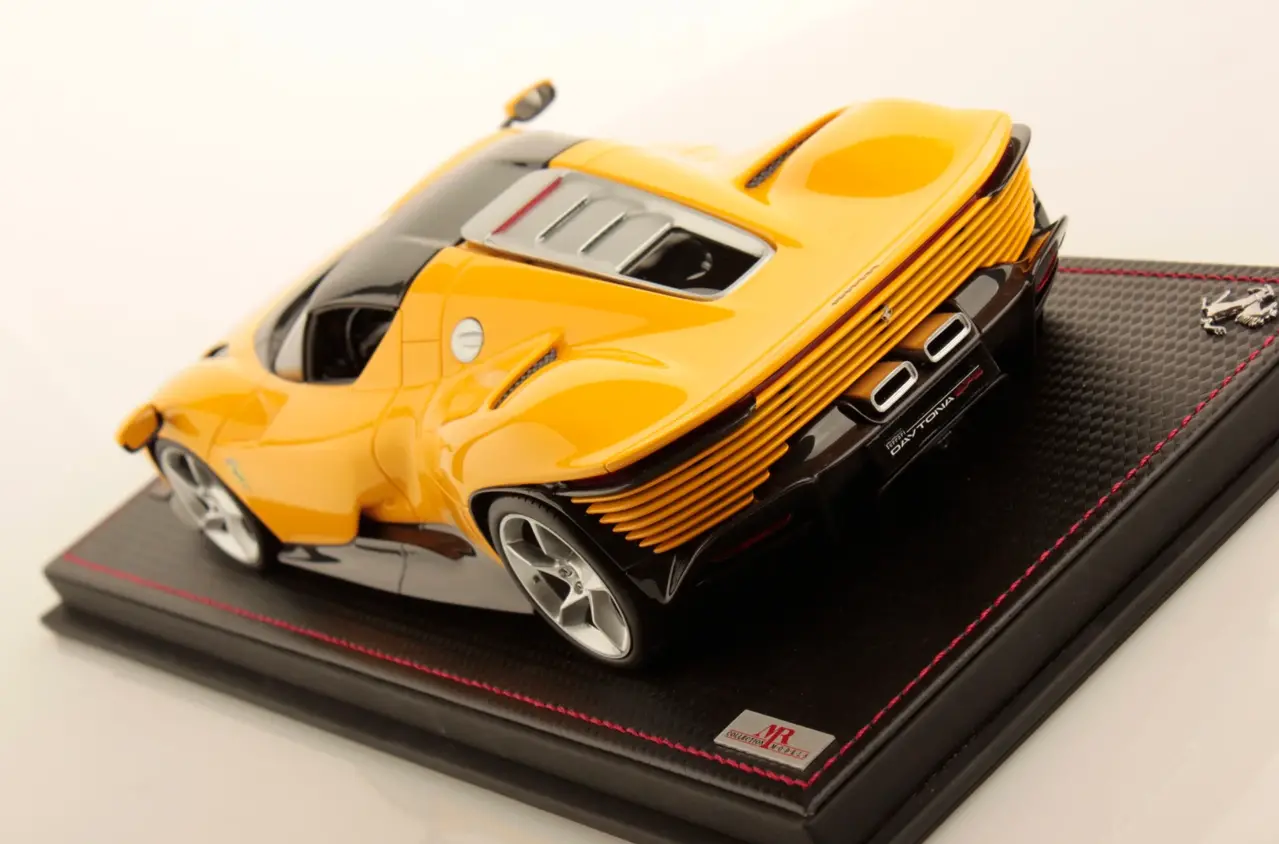 Ferrari Ferrari Daytona SP3 2022 - 1:18 - MR Collection Models Ferrari Ferrari Daytona SP3 2022 - 1:18 - MR Collection Models