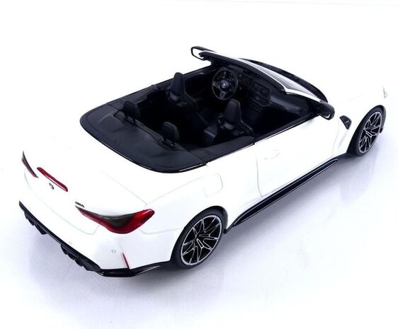 BMW BMW M4 Cabriolet 2021 - 1:18 - Minichamps BMW BMW M4 Cabriolet 2021 - 1:18 - Minichamps