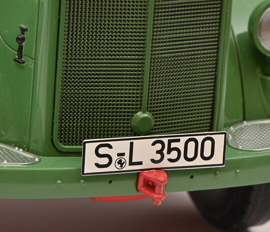 Mercedes-Benz Mercedes-Benz L3500 - 1:18 - Schuco