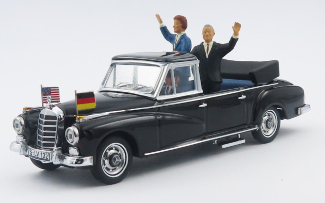 Mercedes-Benz Mercedes-Benz 300D (W189) Cabriolet Open 1963 + Figures Konrad Adenauer + J.F. Kennedy - 1:43 - Rio