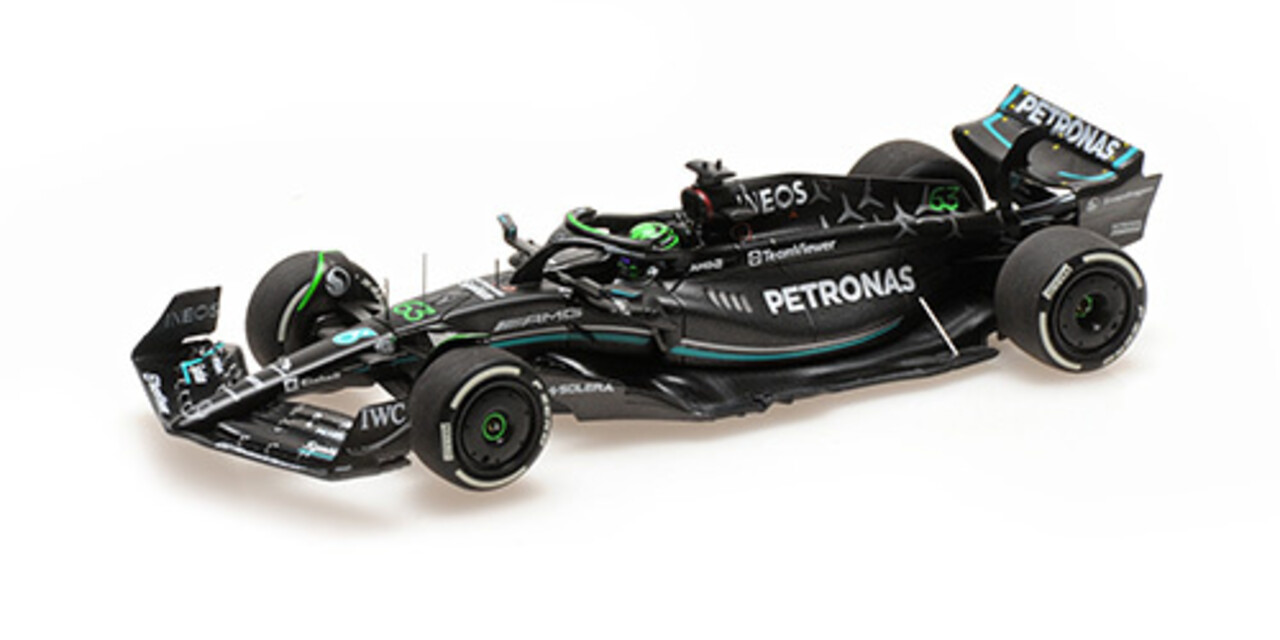 Formule 1 Mercedes-AMG Petronas F1 Team W14 E Performance #63 2023 - 1:43 - Minichamps Formule 1 Mercedes-AMG Petronas F1 Team W14 E Performance #63 2023 - 1:43 - Minichamps