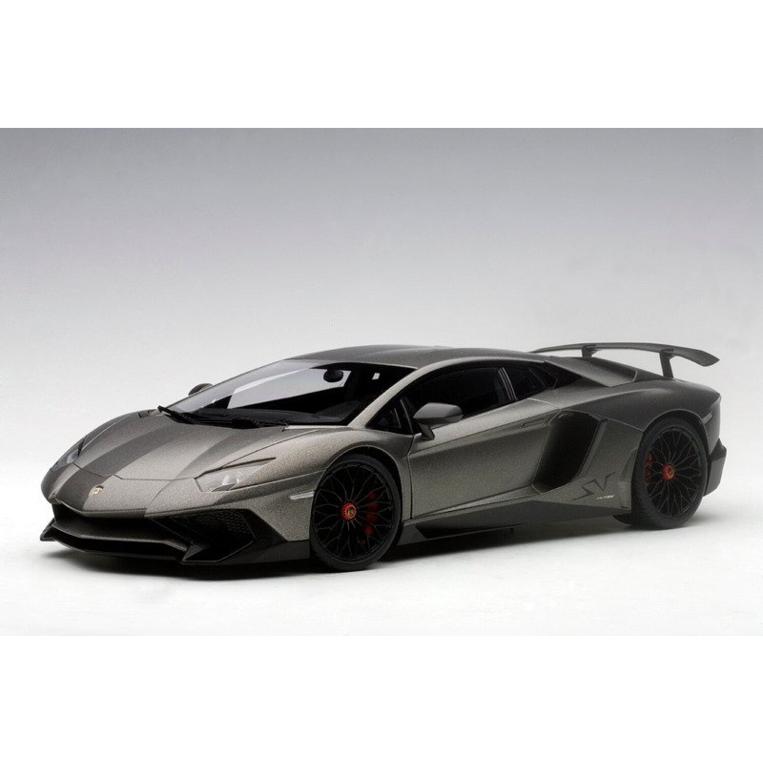 Lamborghini Aventador LP750-4 SV - 1:18 - AUTOart - HMKT