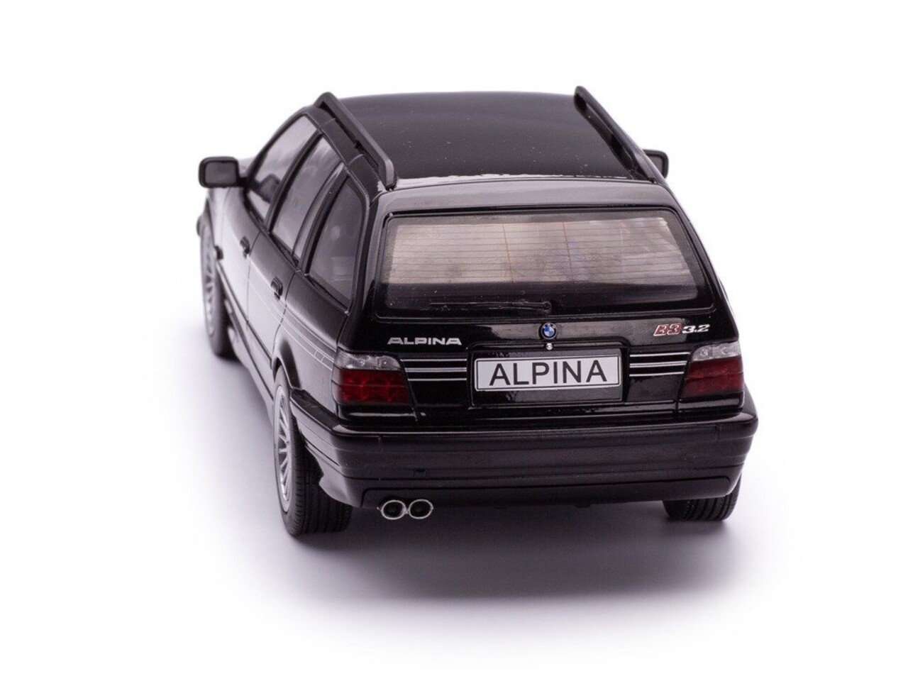 BMW BMW E36 Alpina B3 3.2 Touring - 1:18 - Modelcar Group
