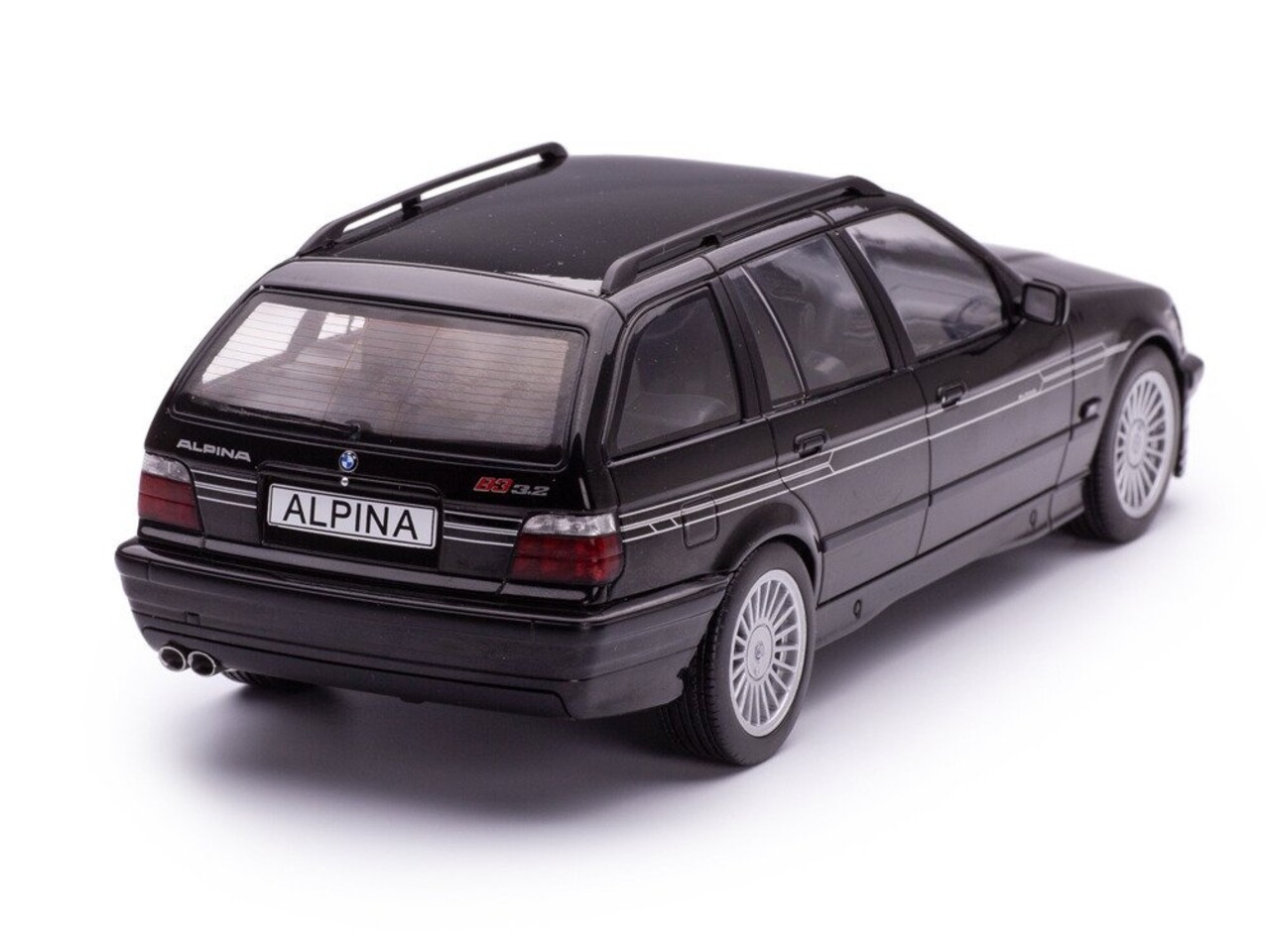 BMW BMW E36 Alpina B3 3.2 Touring - 1:18 - Modelcar Group