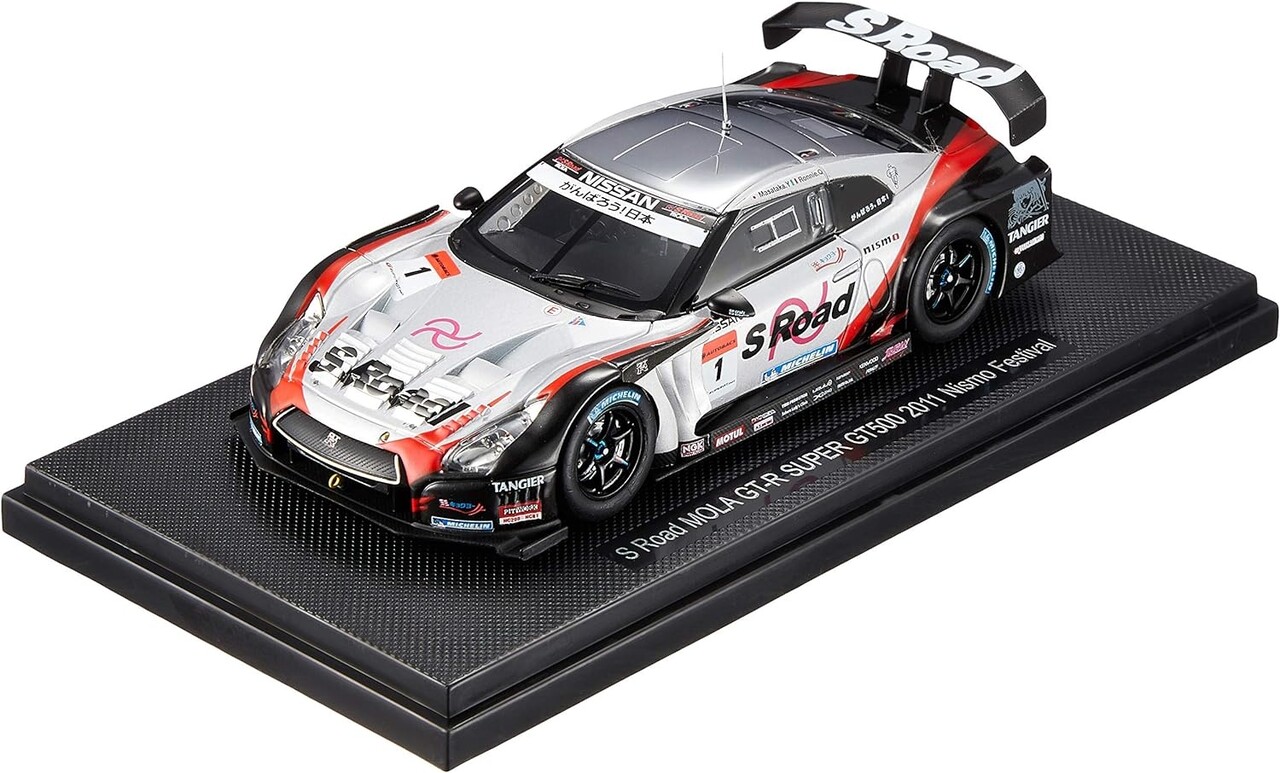Nissan Nissan Super GT500 S. Road Mola GT-R Nismo Festival 2011 - 1:43 - Ebbro Nissan Nissan Super GT500 S. Road Mola GT-R Nismo Festival 2011 - 1:43 - Ebbro