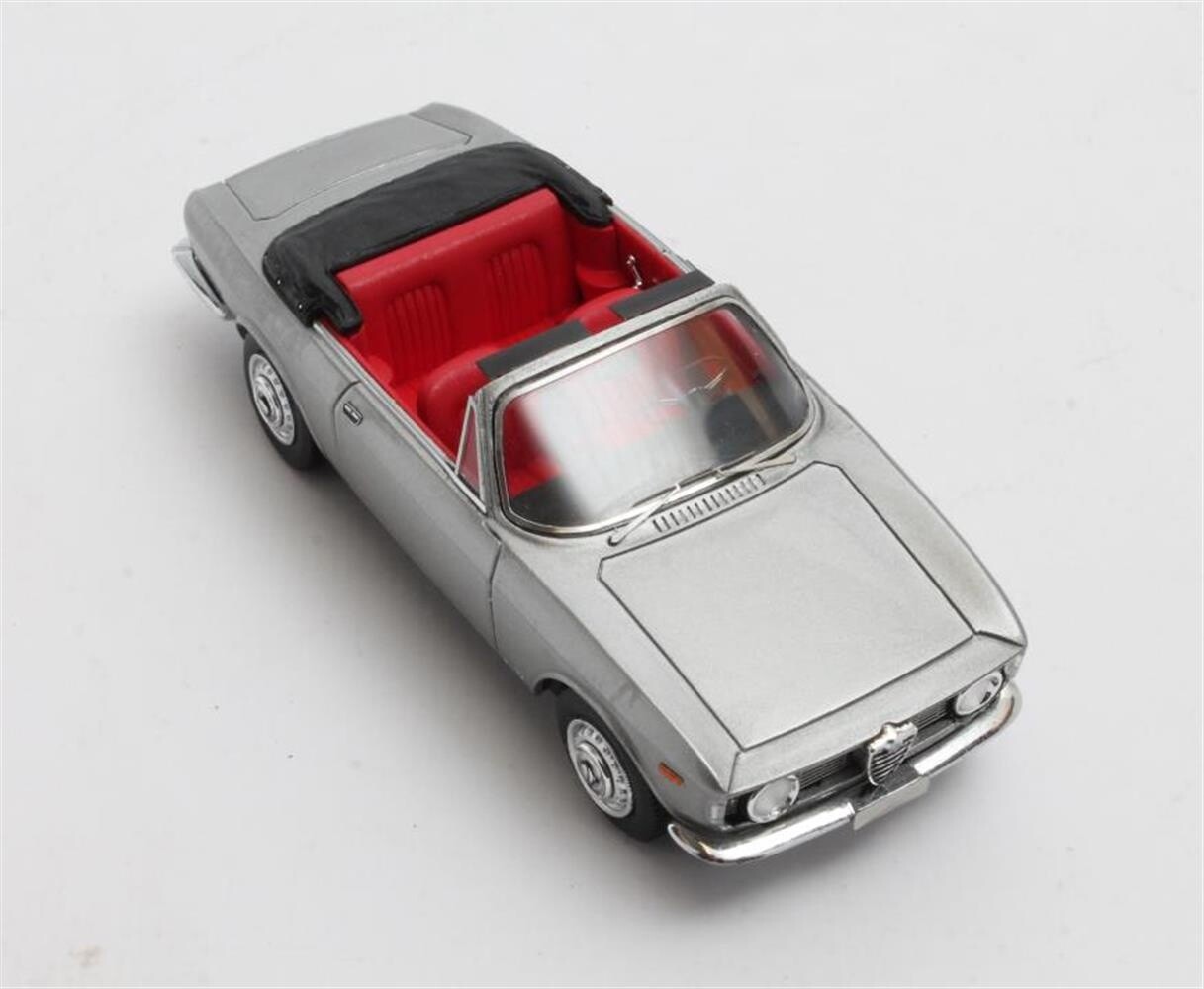 Alfa Romeo Alfa Romeo Giulia GTC Cabrio 1964 - 1:43 - Matrix Scale Models