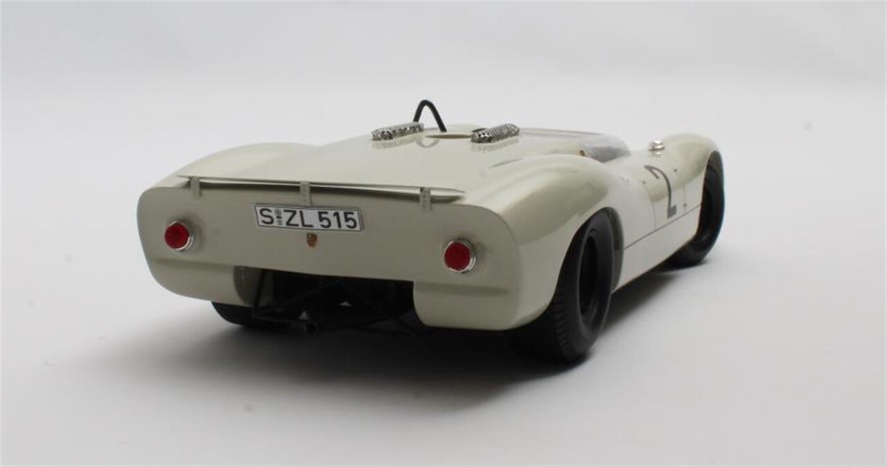 Porsche Porsche 910-8 Bergspider #2 1967 - 1:18 - Matrix Scale Models