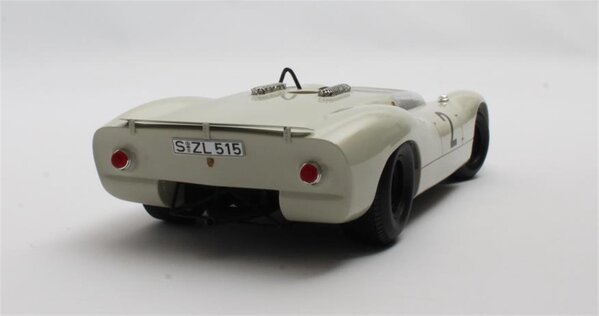Porsche Porsche 910-8 Bergspider #2 1967 - 1:18 - Matrix Scale Models