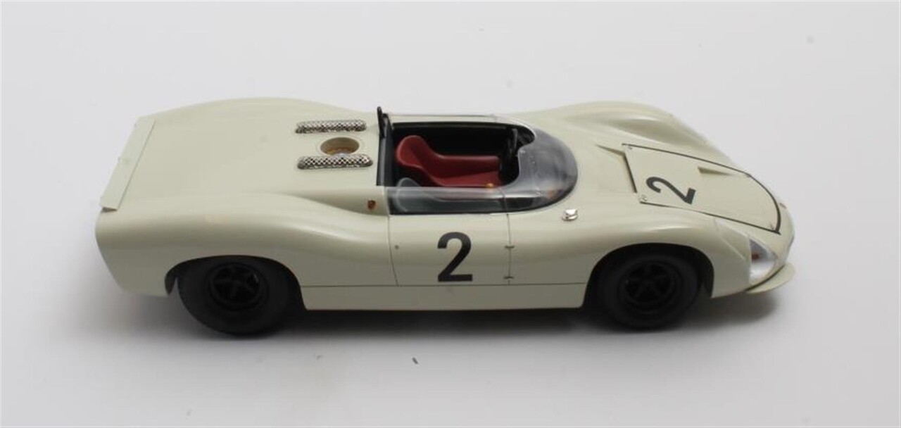 Porsche Porsche 910-8 Bergspider #2 1967 - 1:18 - Matrix Scale Models