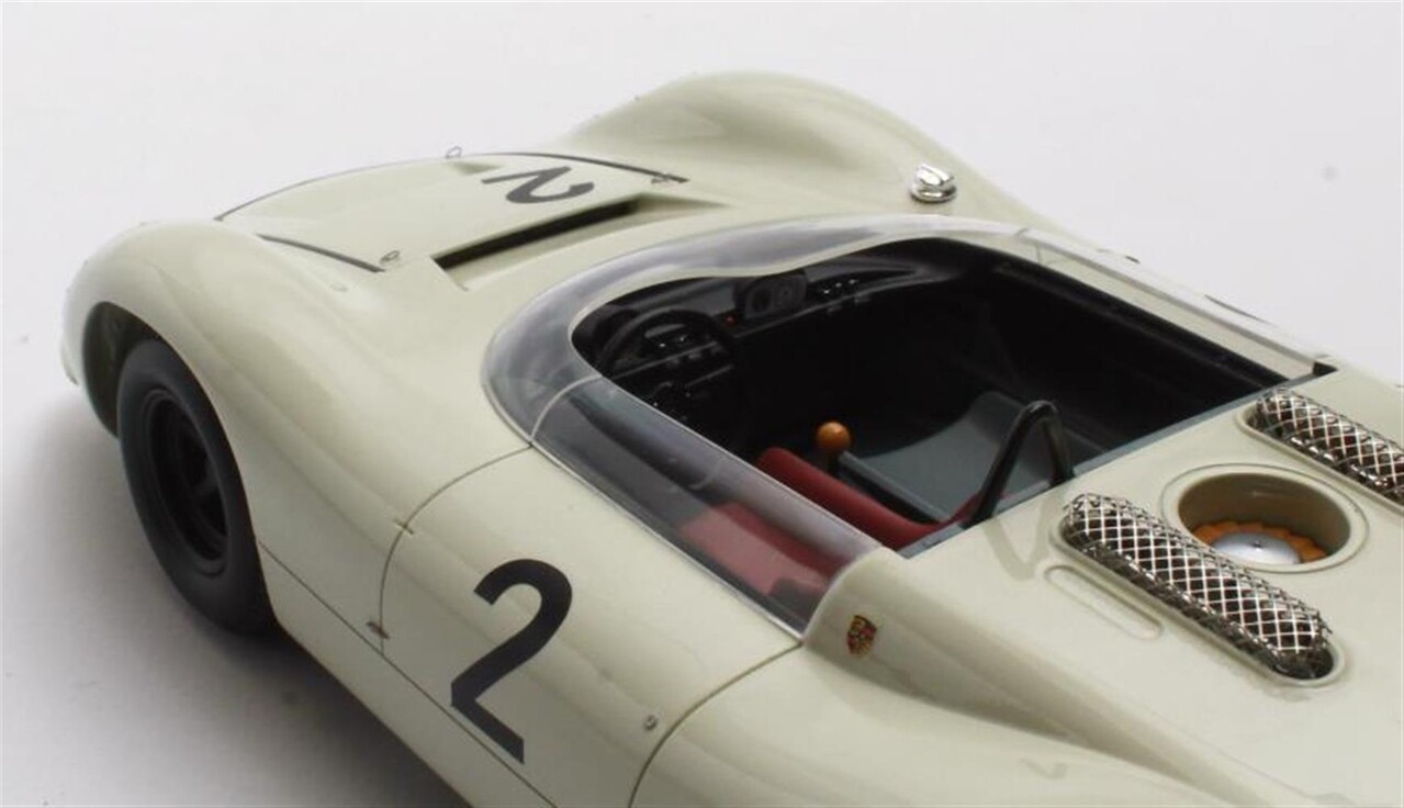 Porsche Porsche 910-8 Bergspider #2 1967 - 1:18 - Matrix Scale Models