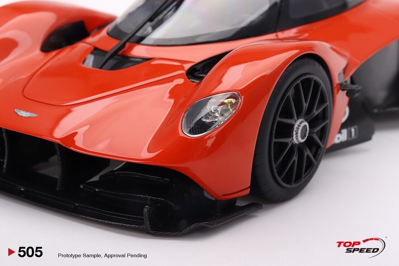 Aston Martin Aston Martin Valkyrie - 1:18 - Top Speed