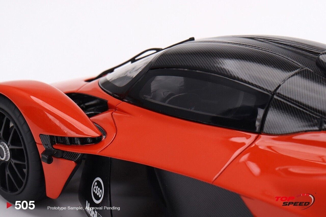 Aston Martin Aston Martin Valkyrie - 1:18 - Top Speed