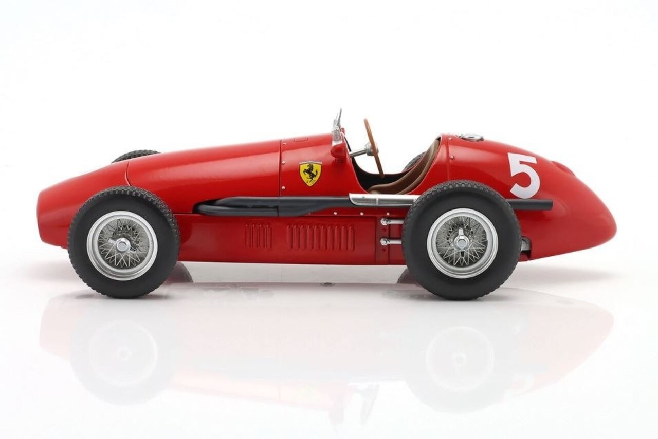 Formule 1 Ferrari 500 F2 #5 Formula 1 Winner British GP 1953 - 1:18 - CMR Classic Model Replicars