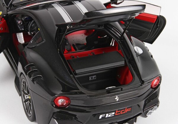 Ferrari Ferrari F12 TDF 2015 - 1:18 - BBR