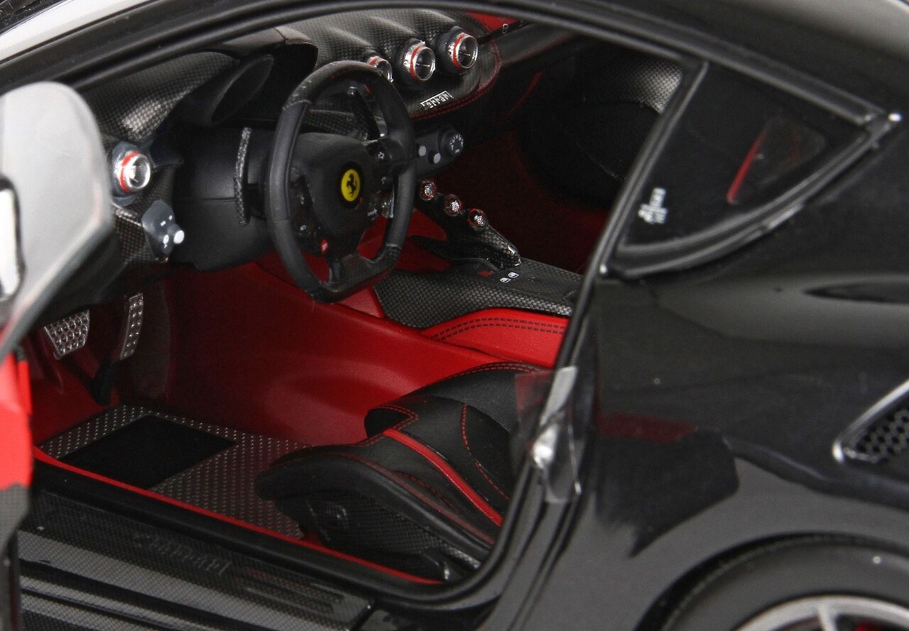 Ferrari Ferrari F12 TDF 2015 - 1:18 - BBR