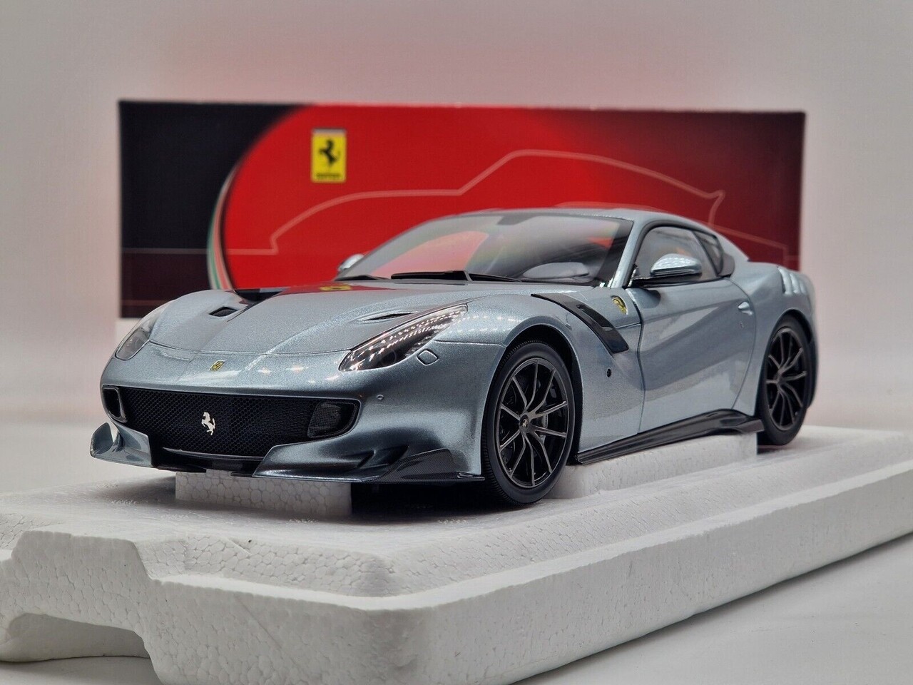 Ferrari Ferrari F12 TDF 2015 - 1:18 - BBR