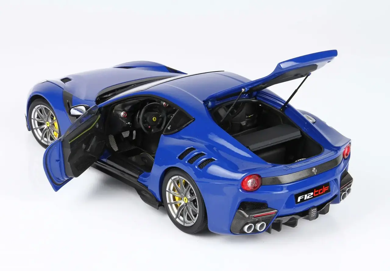 Ferrari Ferrari F12 TDF 2015 - 1:18 - BBR