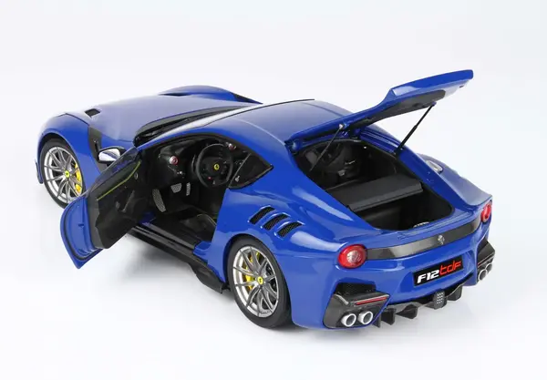 Ferrari Ferrari F12 TDF 2015 - 1:18 - BBR