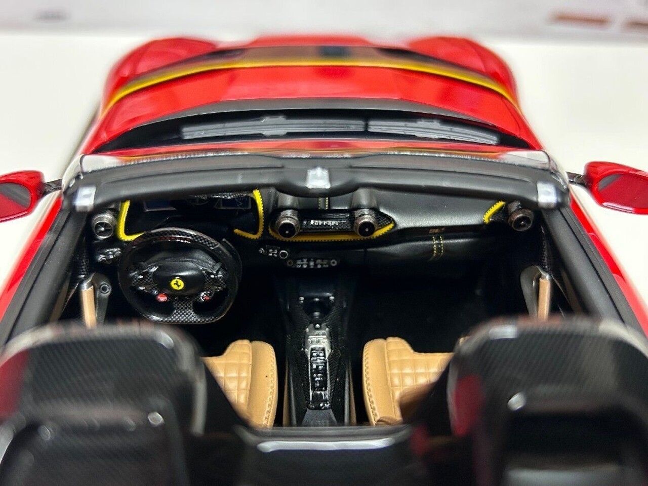 Ferrari Ferrari 812 Competizione A (Break Disc Red - Wheels Carbon Fiber) - 1:18 - BBR Ferrari Ferrari 812 Competizione A (Break Disc Red - Wheels Carbon Fiber) - 1:18 - BBR