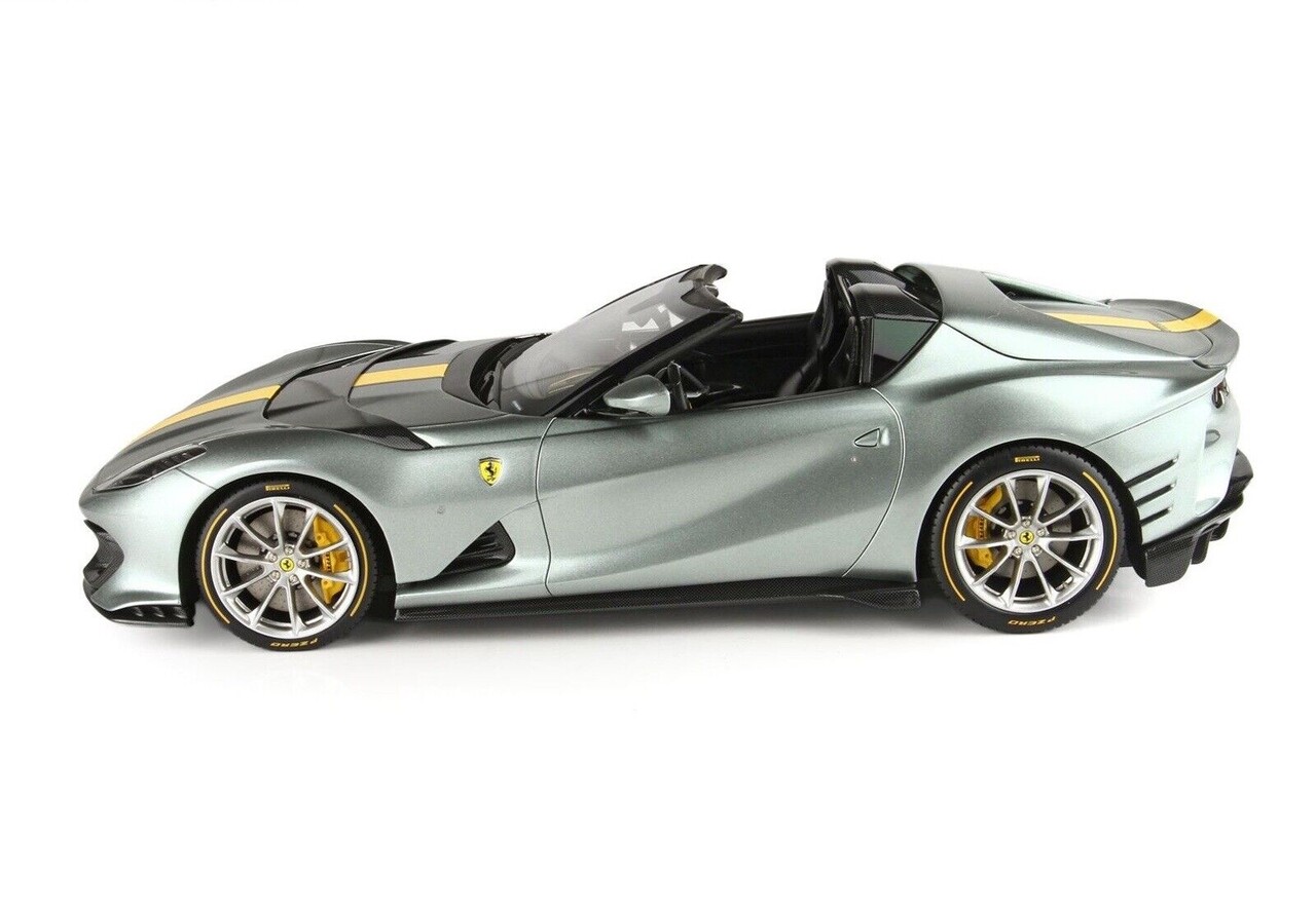 Ferrari Ferrari 812 Competizione A (Break Disc Yellow - Wheels Diamond Matt Grey Corsa) - 1:18 - BBR