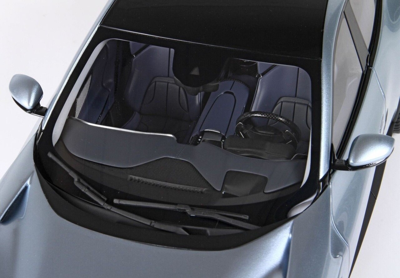 Ferrari Ferrari Purosangue SUV 2022 + Showcase - 1:18 - BBR