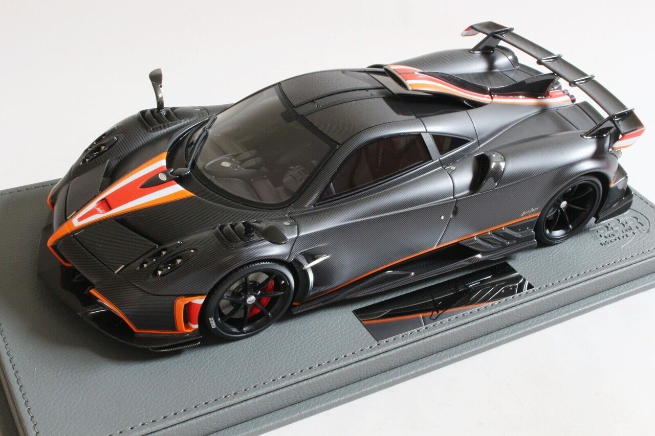 Pagani Pagani Imola 2020 + Showcase - 1:18 - BBR