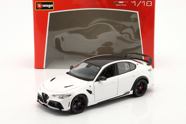 Alfa Romeo Alfa Romeo Giulia GTAm 2020 - 1:18 - Bburago