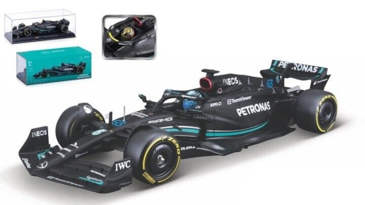 Formule 1 Mercedes-Benz-AMG Petronas #63 Season 2023 (G.Russell) + Pilot + Showcase - 1:24 - Bburago Formule 1 Mercedes-Benz-AMG Petronas #63 Season 2023 (G.Russell) + Pilot + Showcase - 1:24 - Bburago