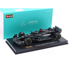 Formule 1 Mercedes-Benz AMG W14 #63 Petronas Season Car 2023 G. Russell + Pilot + Showcase - 1:43 - Bburago Formule 1 Mercedes-Benz AMG W14 #63 Petronas Season Car 2023 G. Russell + Pilot + Showcase - 1:43 - Bburago