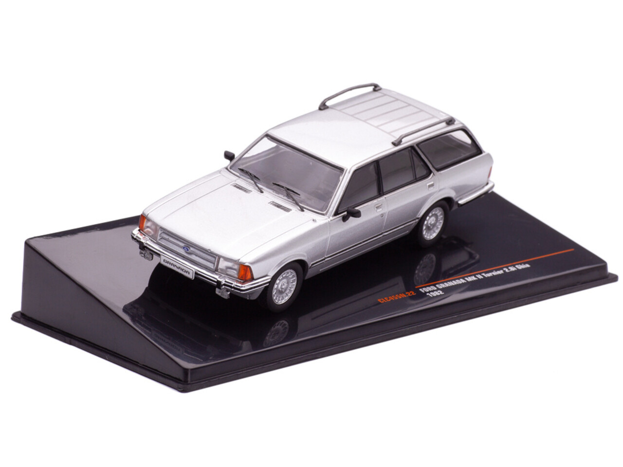 Ford Ford Granada MK II Turnier 2.8i Ghia 1982 - 1:43 - IXO Models Ford Ford Granada MK II Turnier 2.8i Ghia 1982 - 1:43 - IXO Models