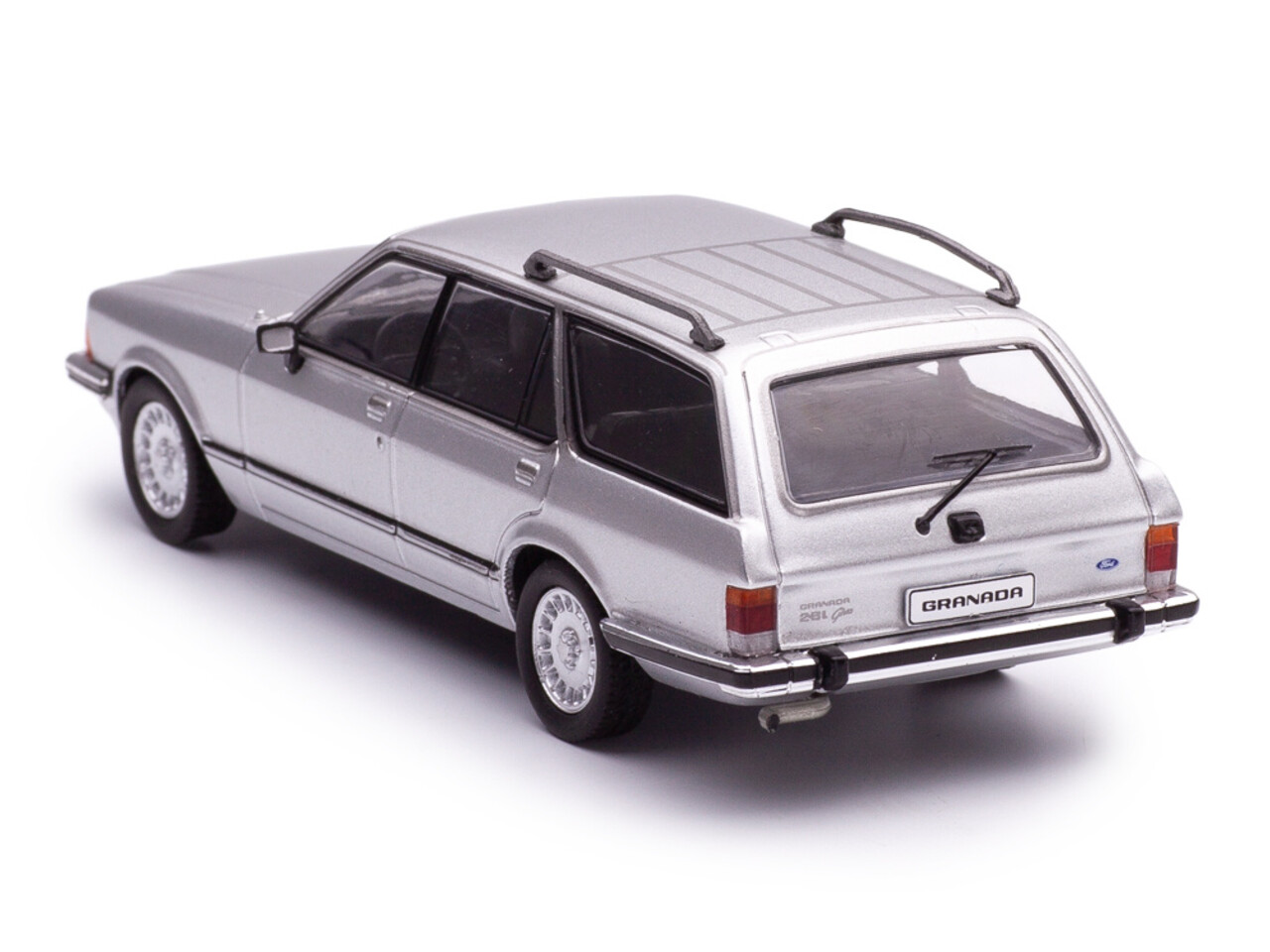 Ford Ford Granada MK II Turnier 2.8i Ghia 1982 - 1:43 - IXO Models Ford Ford Granada MK II Turnier 2.8i Ghia 1982 - 1:43 - IXO Models