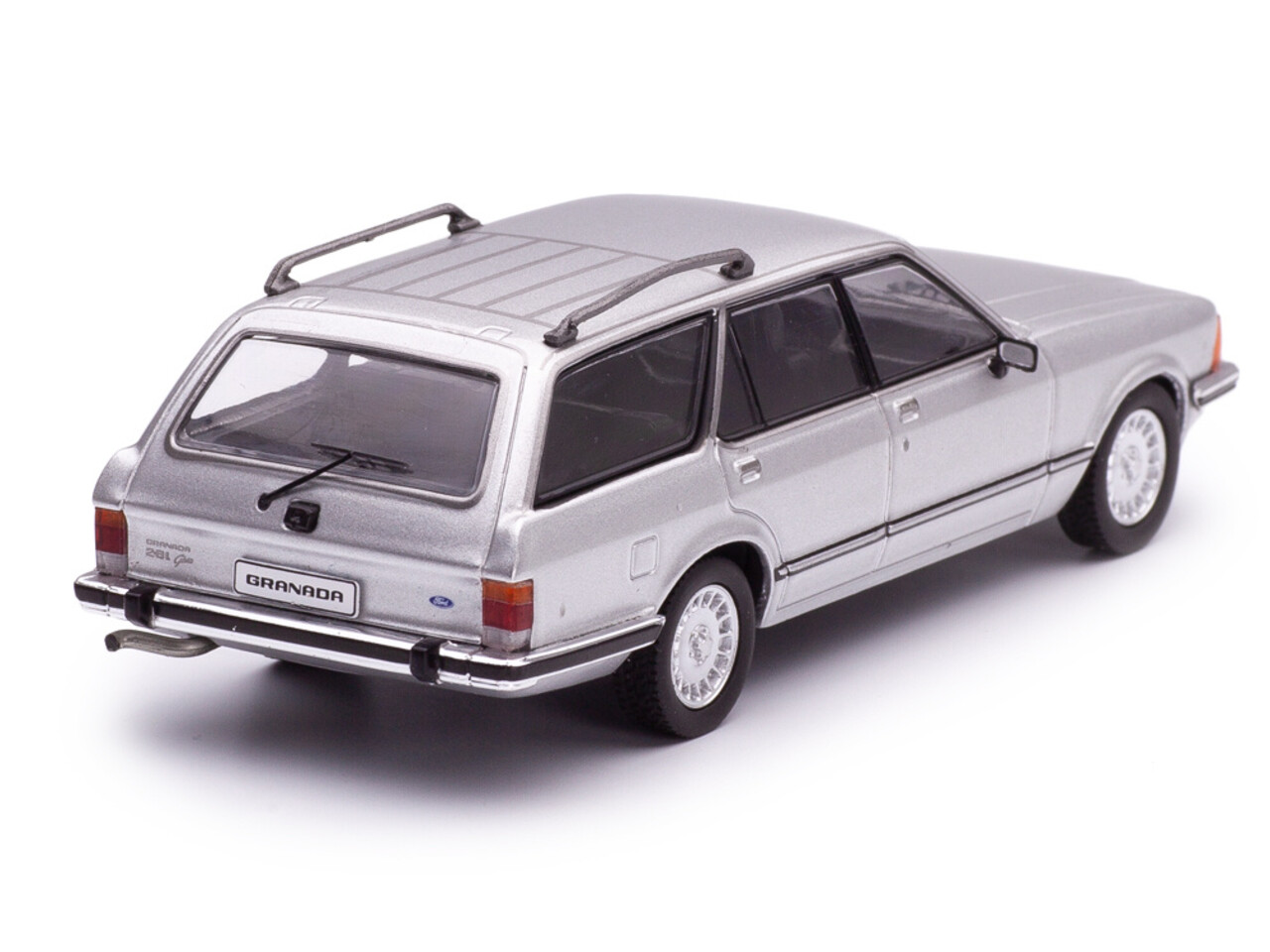 Ford Ford Granada MK II Turnier 2.8i Ghia 1982 - 1:43 - IXO Models Ford Ford Granada MK II Turnier 2.8i Ghia 1982 - 1:43 - IXO Models