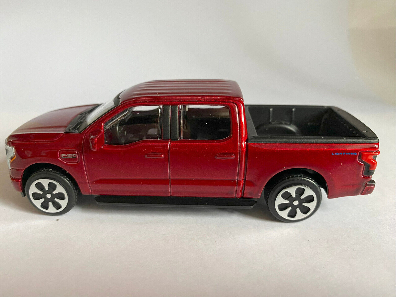 Ford Ford F-150 Lightning 2022 - 1:43 - Bburago
