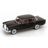 Mercedes-Benz Mercedes-Benz 220 (W111) 1959 - 1:24 - Whitebox Mercedes-Benz Mercedes-Benz 220 (W111) 1959 - 1:24 - Whitebox